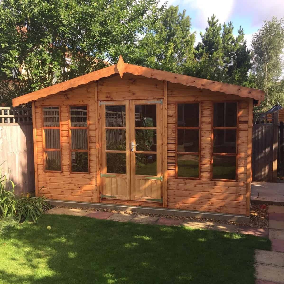 Ashby Apex Summerhouse